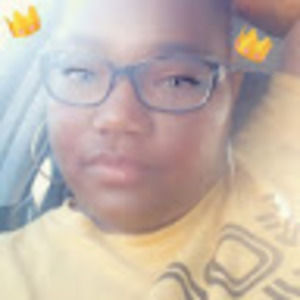 Meet your Posher, Shakeia